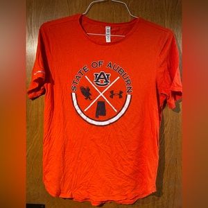 Auburn Under Armour Women’s Large State of Auburn T-Shirt.